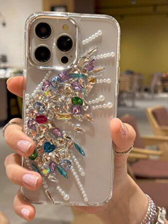 iPhone 15 Pro Uyumlu Renkli Kristal Taşlı Kelebek Kanadı Desenli Şeffaf Kılıf