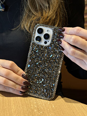 iPhone 15 Pro Uyumlu Lüks Siyah Kristal Taşlı Kılıf