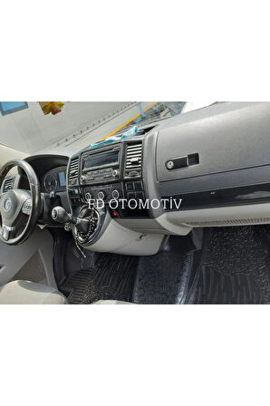 Volkswagen Transporter T6 Maun Kaplama  Set Piano Black Renk Özel Dizayn