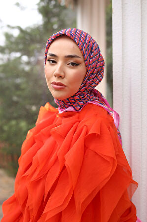 90 X 90  Olinda Eşarp 48002-3943