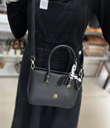 67-8123 Kadın Omuz Ve Kol Çanta