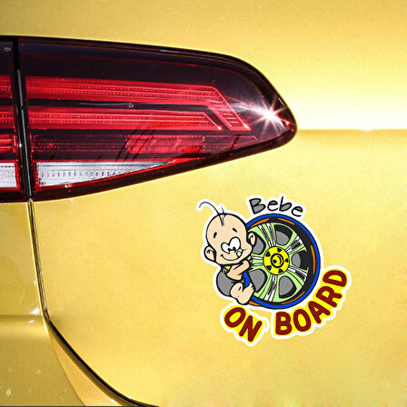 Arabada Sevimli Bebek Var Sticker Yapıştırma 2adet 10CM md2