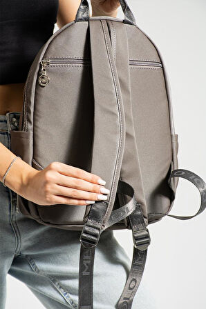 Saten Kumaş Kadın Sırt Çantası 38*28 Cm Yağmur İtici Kumaş Mega Bag Günlük Kullanıma Uygun