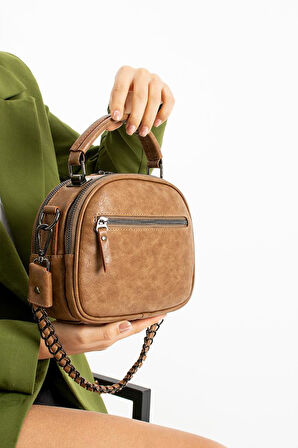 Kadın Postacı Çanta 20*20 Cm Çapraz Askılı Omuz Çantası Suni Deri Mega Çanta Zincir Detaylı