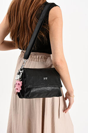 Y.S.Deri Kadın Postacı Çanta 28*18 Cm Vegan Deri Işıklı Aksesuar Charm Çapraz Askılı Omuz Çantası 