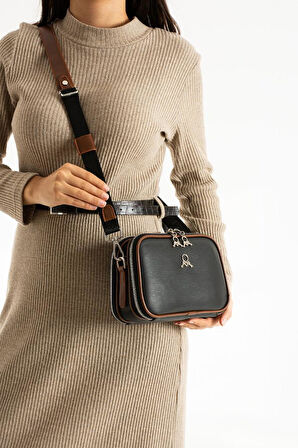 Çapraz Askılı Kadın Omuz Çantası 25*15 Cm Vegan Deri Mega Bag Postacı Çanta Suni Deri 