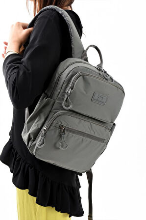 Unisex Sırt Çantası Paraşüt Kumaş Hafif Çok Cepli Yağmur İtici Kumaş 34*24 Cm 571 Collection