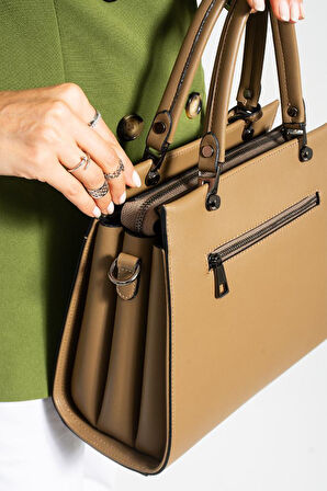 Kadın Omuz Çantası 30*25 Cm Kutu Model Çapraz Askılı Postacı Çanta Mega Çanta Business Kol Çantası