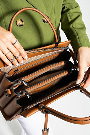 Kadın Omuz Çantası 30*25 Cm Kutu Model Çapraz Askılı Postacı Çanta Mega Çanta Business Kol Çantası