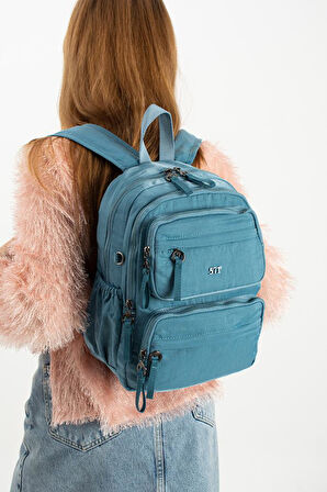 Kadın Sırt Çantası Ultra Hafif Poliamid Kumaş Su Geçirmez Çok Cepli Günlük Sırt Çantası 35*25 Cm 