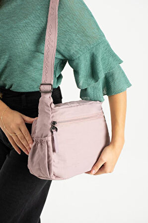 Kadın Postacı Çanta 26*21 Cm Hafif Poliamid Su İtici Yumuşak Kumaş Çapraz Askılı Omuz Çantası