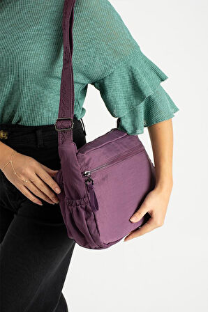 Kadın Postacı Çanta 26*21 Cm Hafif Poliamid Su İtici Yumuşak Kumaş Çapraz Askılı Omuz Çantası