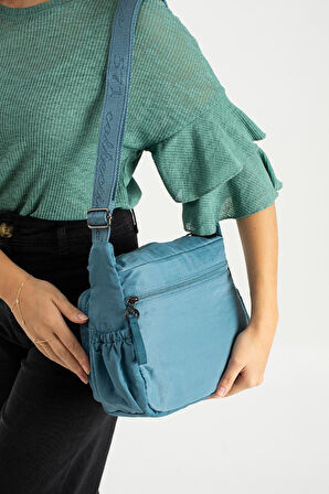 Kadın Postacı Çanta 26*21 Cm Hafif Poliamid Su İtici Yumuşak Kumaş Çapraz Askılı Omuz Çantası