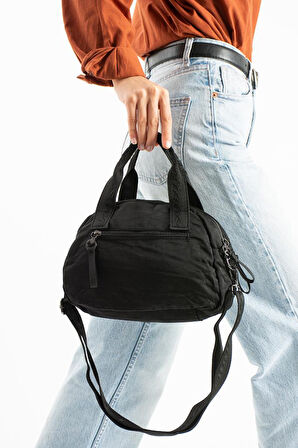 Kadın Omuz Çantası Elde Tutmalı Çapraz Askılı Postacı Kadın Çantası 20*27 Cm Astarlı Hafif Kumaş 