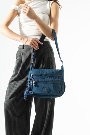 Klinkır Hafif Yağmur Geçirmez Kadın Postacı Çanta Çok Cepli 30*20 Cm Omuz Çantası 571 Collection