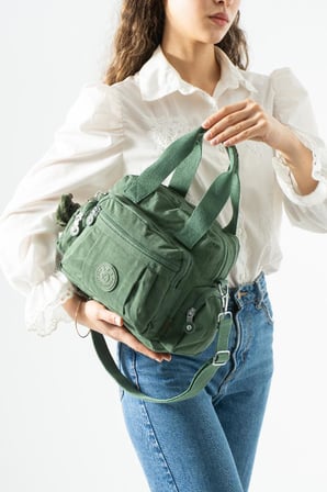 Omuz Çantası Çapraz Uzun Askılı Çok Cepli 30*25 Cm Yağmur Geçirmez Klinkır Kumaş Kol Çantası