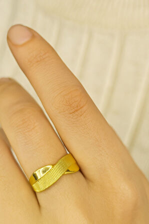 8 AYAR ALTIN FANTAZİ YÜZÜK 8A165