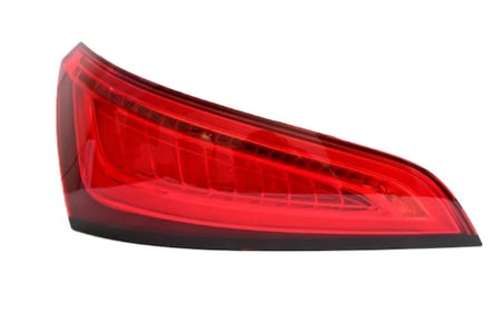 Audı Q5 2013>> Arka Sol Stop Lambası 8R0945093C