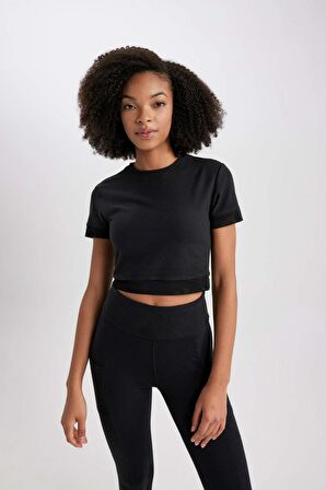DeFactoFit Crop Bisiklet Yaka Sporcu Kısa Kollu Tişört A2505AX23AUBK81