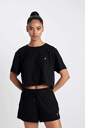 DeFactoFit Standart Fit Sporcu Düz Paça Ribana Şort A9919AX24SMBK81