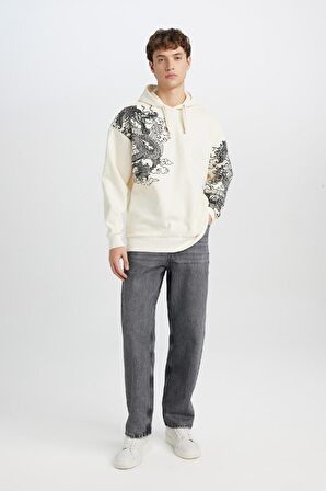 Oversize Fit Geniş Kalıp Kapüşonlu Baskılı Sweatshirt