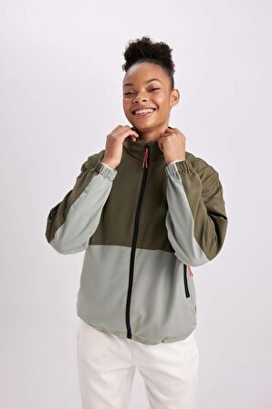 DeFactoFit Rüzgar Geçirmez İnce Mont Dik Yaka Cepli File Astarlı Hafif B2418AX24SPGN920