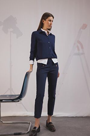 DeFacto Skinny Fit Yüksek Bel Cepli Düğmeli Düz Paça Kumaş Pantolon E5431AX25SPNV253
