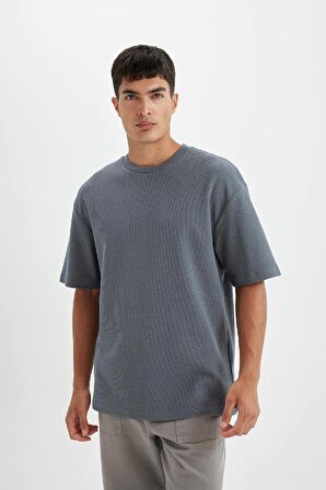 DeFacto Relax Fit Bisiklet Yaka Pamuklu Kısa Kollu Basic Düz Tişört D2531AX24AUGR508