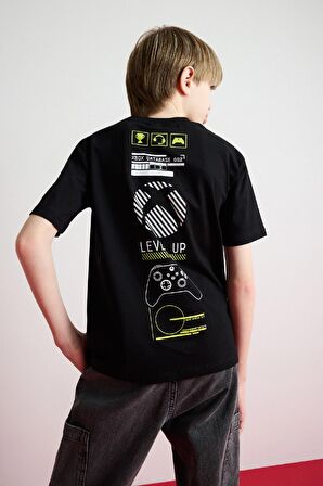 DeFacto Erkek Çocuk Xbox Bisiklet Yaka Kısa Kollu Tişört D9562A825SMBK81