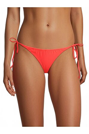 Nar Çiçeği Kenarları İnce İpli Bağcıklı Bikini Altı