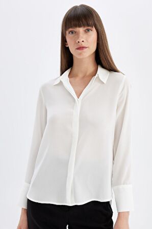 DeFacto Regular Fit Basic Düz Krep Dokuma Uzun Kollu Beyaz Gömlek D3151AX24AUWT32