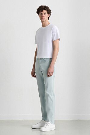 DeFacto Sergio Regular Fit Normal Kalıp Normal Bel Boru Paça Jean Pantolon F2423AX25SPNM63