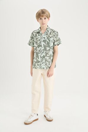 DeFacto Erkek Çocuk Oversize Geniş Kalıp Polo Yaka Kısa Kollu Gömlek D7779A825SMKH430