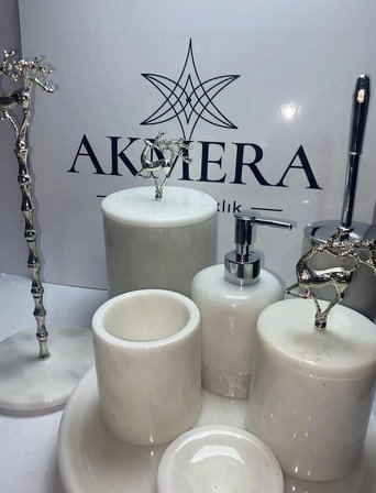 Ultra Lüks 8 Parça Mermer Banyo Aksesuar Seti – Premium Seri