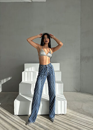 Kadın Koyu Mavi Renk Loose Fit Önü Starlight Parlak Taşlı Tasarım Denim