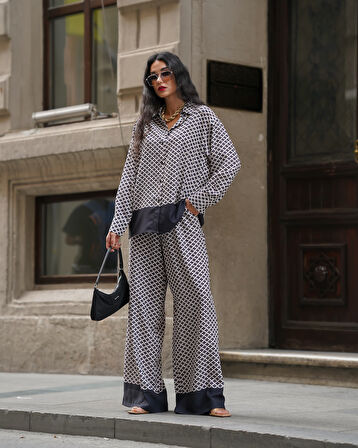 Kadın Oversize Multi Desenli Saten Takım