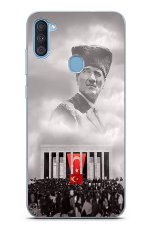 Samsung Galaxy A11-M11 Uyumlu Bulutların Üzerindeki Lider Kalpaklı Atatürk Baskılı Silikon Kılıf