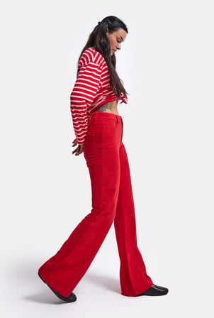 Kadın Kırmızı Flare Fit Velvet Kadife Kumaş Pantolon