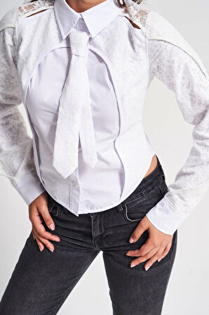 Kadın Beyaz Renk Dantel ve Kravat Detaylı Özel Tasarım Gömlek