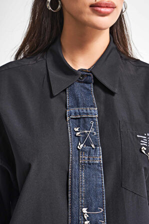 Kadın Siyah Renk Bol Kesim Kravat Detaylı Özel Tasarım Gömlek