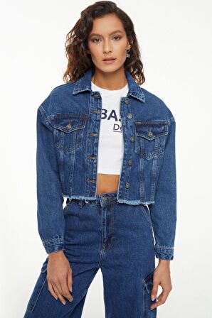 Kadın Mavi Renk Relax Crop Fit Cift Cep Püsküllü Jean Ceket