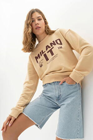 Kadın Taş Rengi Milano Baskılı Oversize Üç İplik Sweatshirt