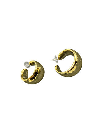 Çekiçlenmiş Doku Parlak Altın Renk Şık 316L Hafif Çelik Küpe | Özel Günler, Modern ve Şık Tasaarım