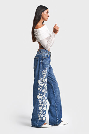 Kadın Kot Rengi Beyaz Çiçek Nakışlı Loose Fit Tasarım Denim