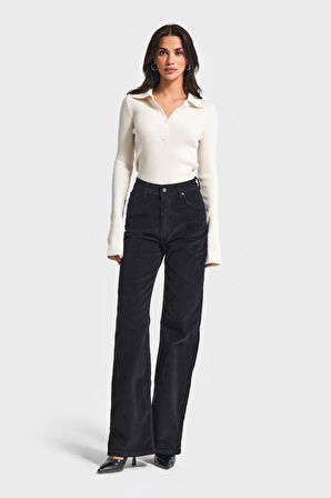 Kadın Siyah Renk 26w5-1 Straight Cropped Fit İnce Fitilli Velvet Kadife Kumaş Pantolon