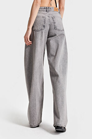 Kadın Gri Renk 4S5-92 Şerit Detaylı Straight Fit %100 Koton Denim