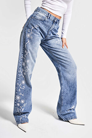 Kadın Mavi Renk 4S5-27 Straight Fit %100 Koton Nakış Detaylı Tasarım Denim Jean