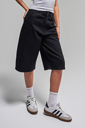 Kadın Siyah Renk 1s5-1 Maxi Boy Bol Kesim %100 Koton Denim Bermuda Şort