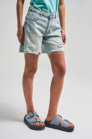 Kadın G.Kot Rengi 12s5-80 Midi Boy Yırtık Detaylı %100 Koton Denim Şort