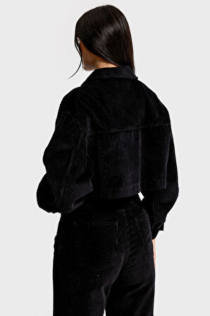 Kadın Siyah Renk 26w5-1 Crop Fit Düğmeli Kalın Fitilli Velvet Kadife Kumaş Ceket